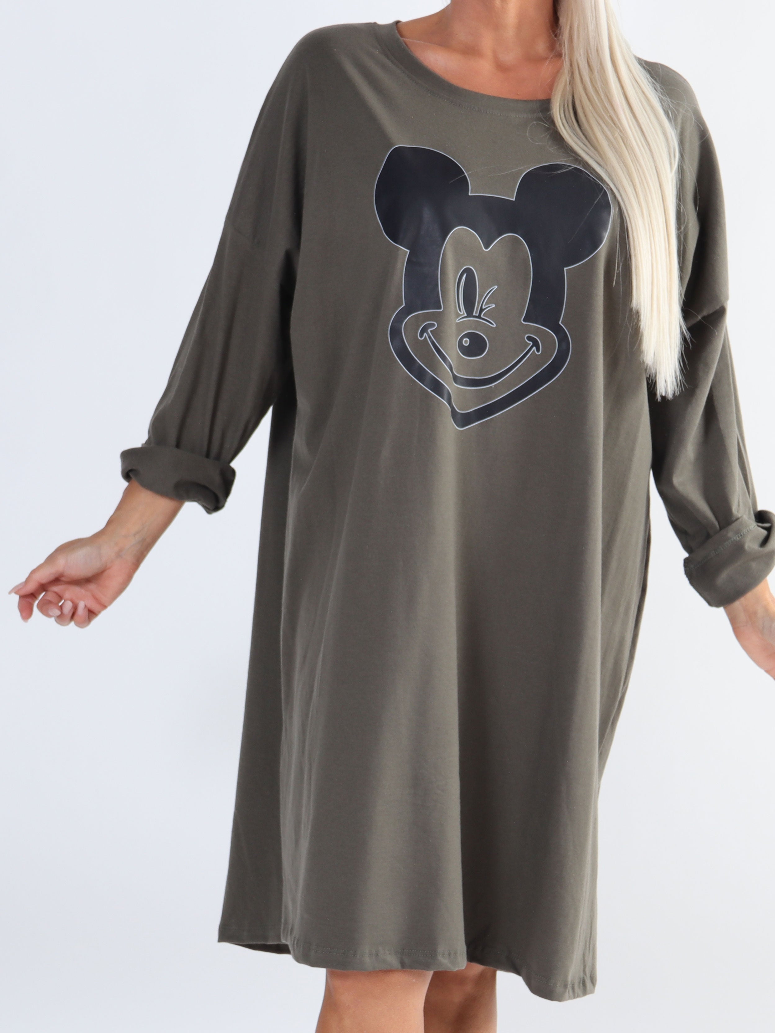 Amal - Lang plus size kjole i bomuld med tryk foran